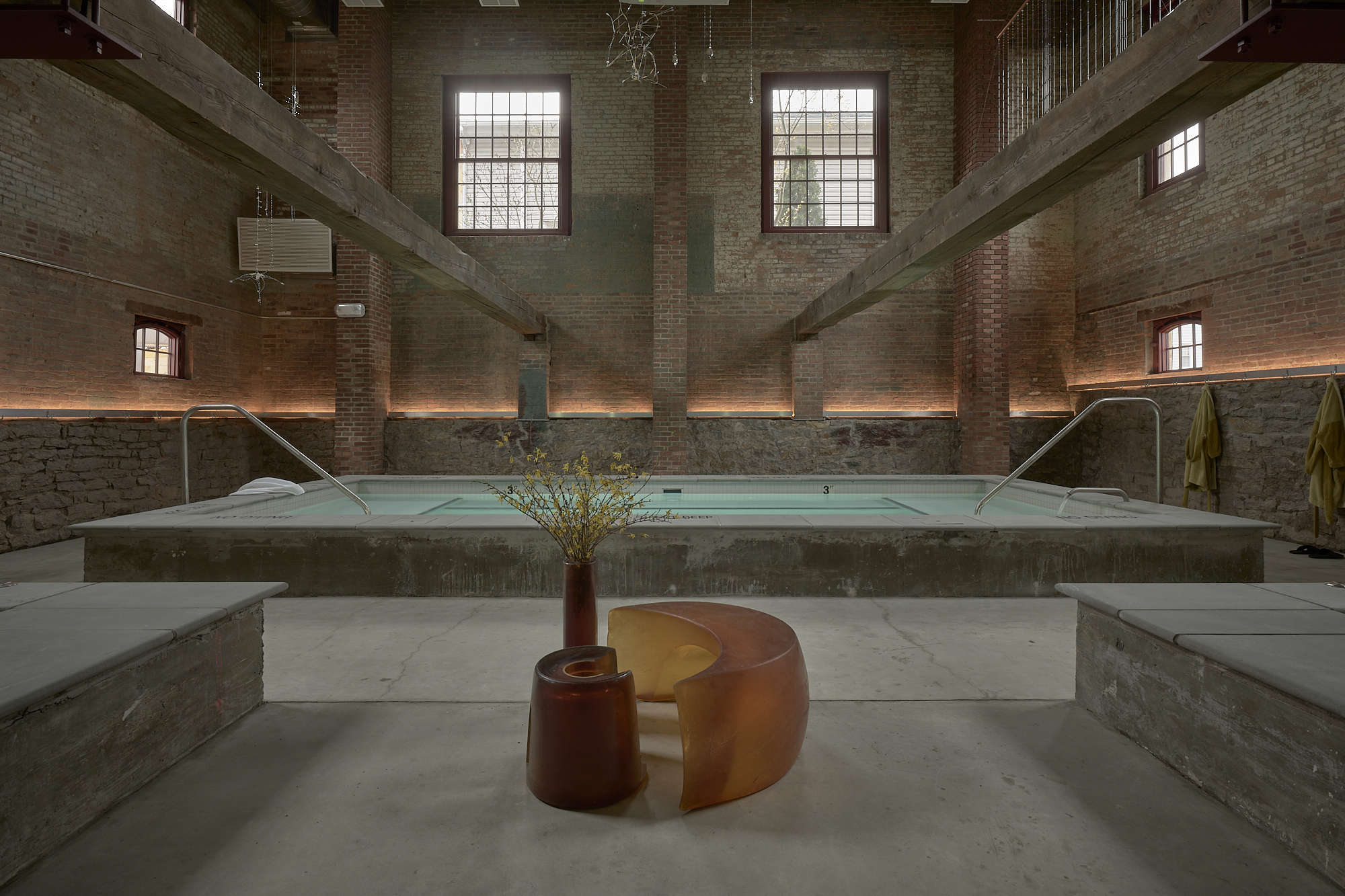 洋書 BATH HOUSE NIGHTS Baths—Pocketbook Hudson